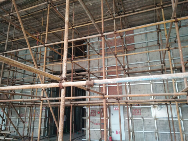 朗天通訊，室內(nèi)裝修工程，墻面處理